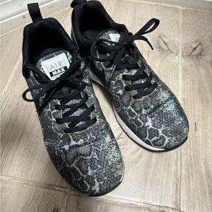 Nike Air Max Black and Gray Snake Pattern Sneakers